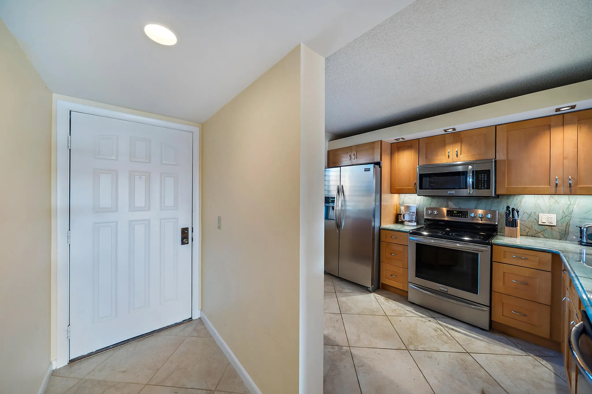 015-2601MarinaIsleWay402-Jupiter-FL-smal