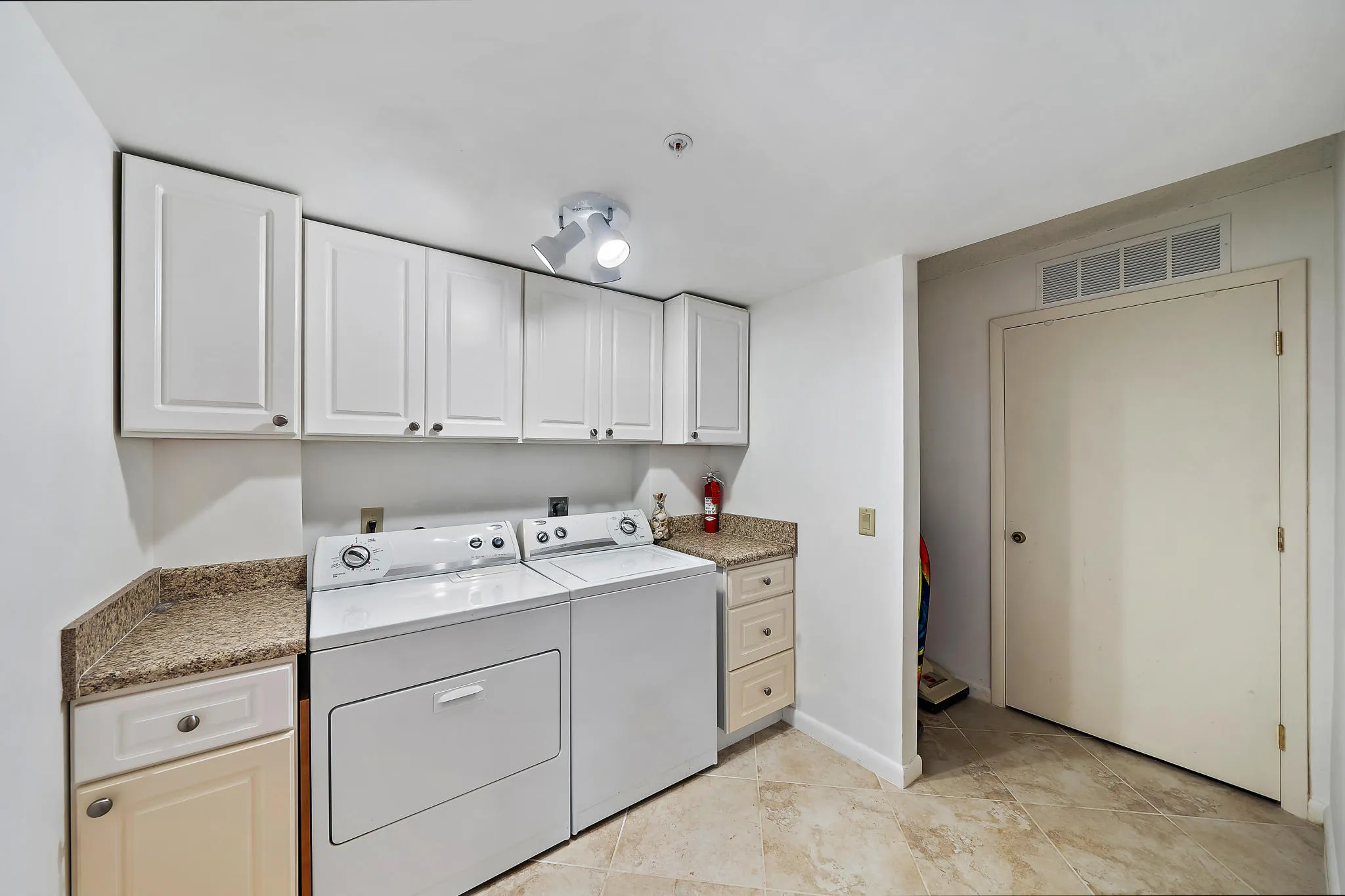 040-2601MarinaIsleWay402-Jupiter-FL-smal