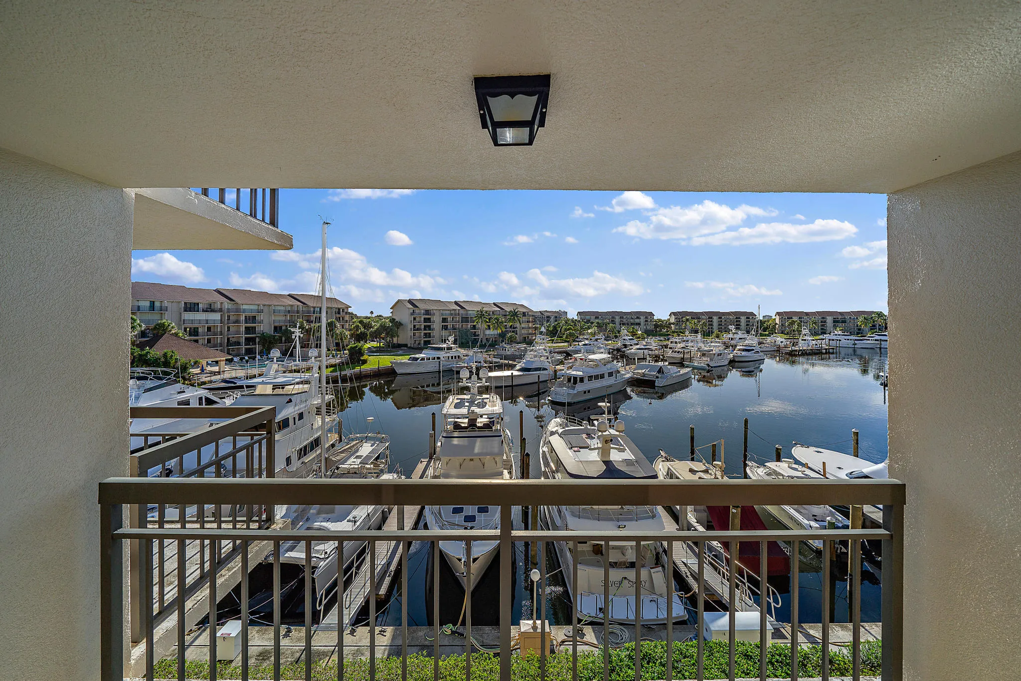 013-2601MarinaIsleWay402-Jupiter-FL-smal