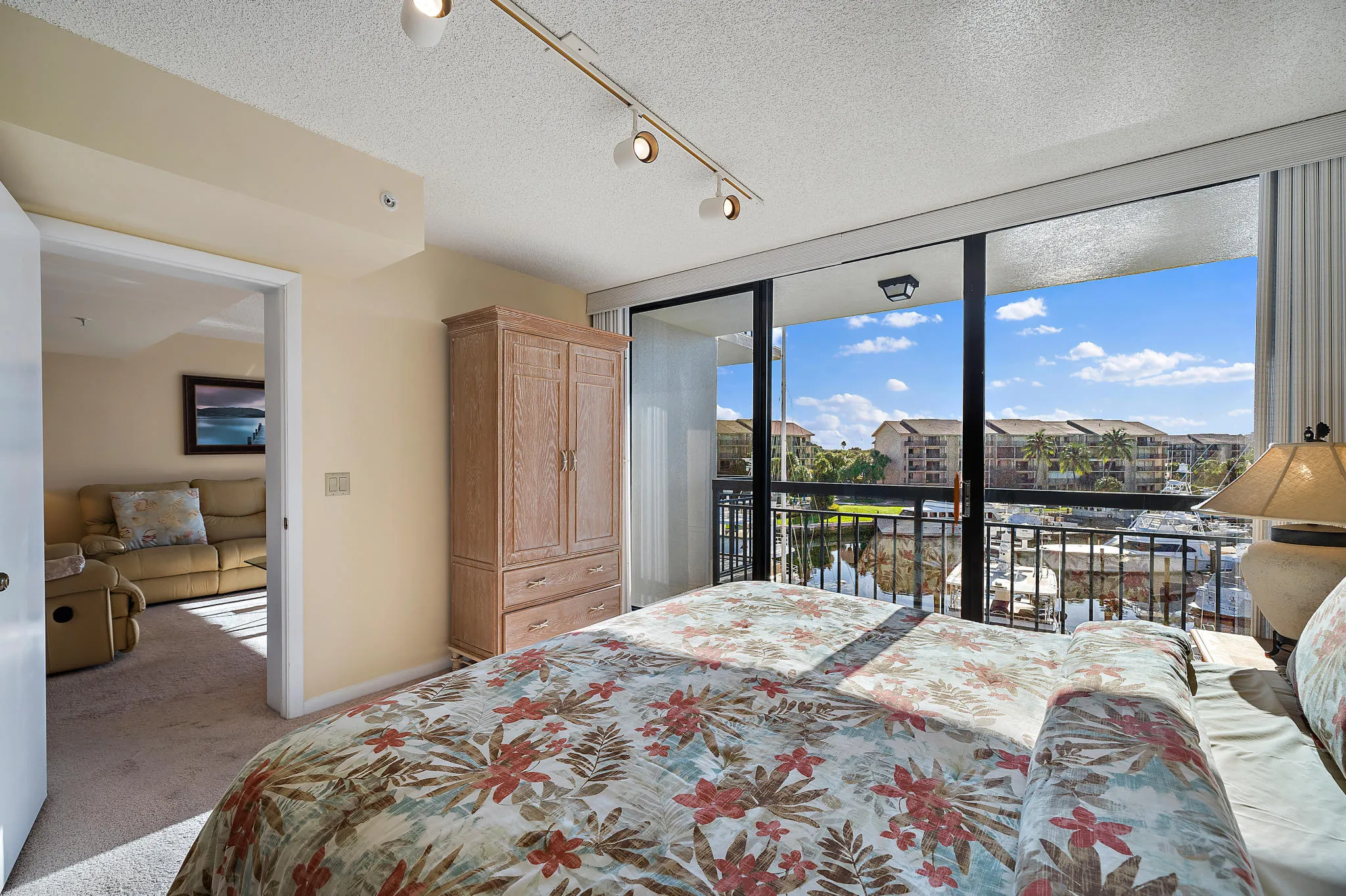 031-2601MarinaIsleWay402-Jupiter-FL-smal