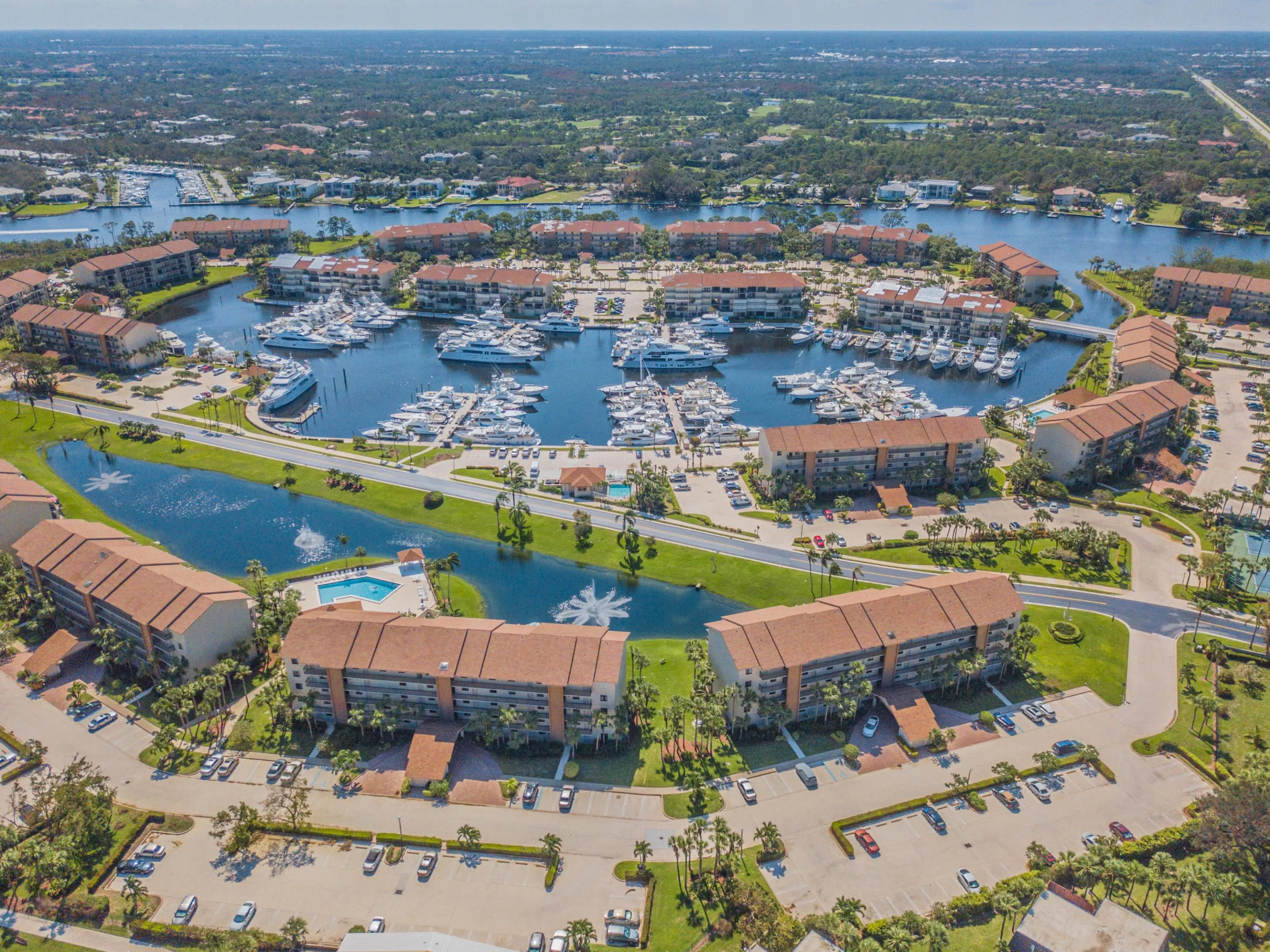 Bluffs Marina (1)