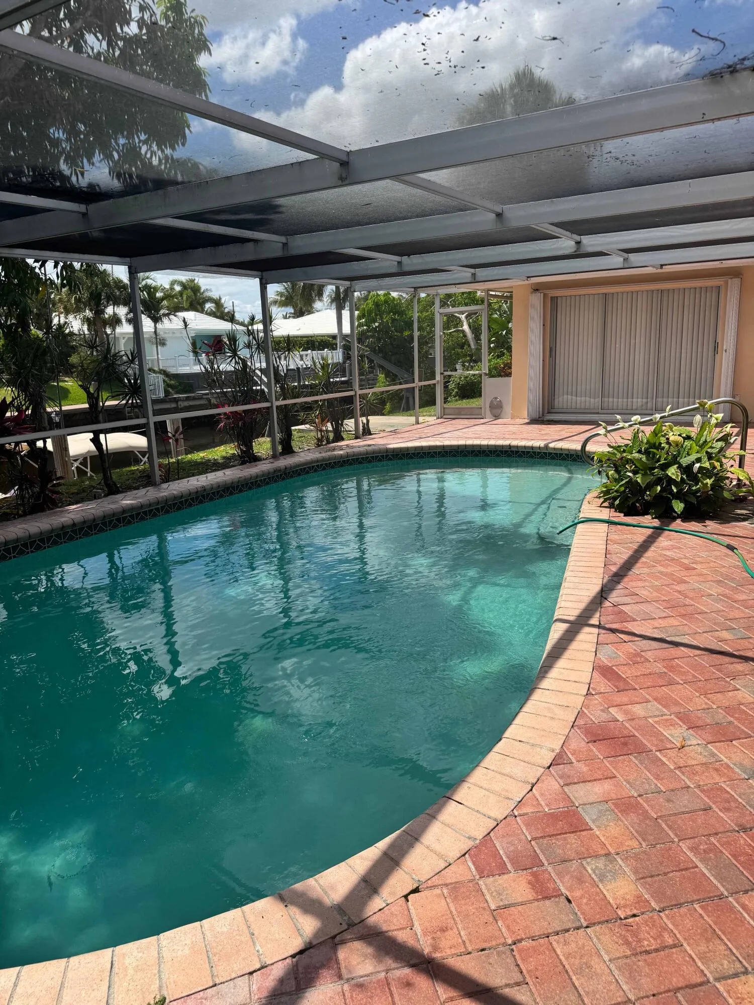 Pool2