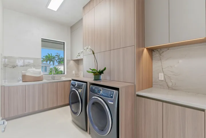 511 Silver Ln Boca Raton 70