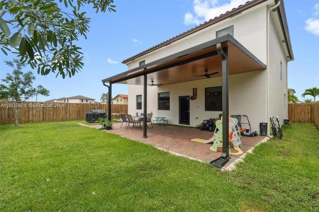 Property photo 32