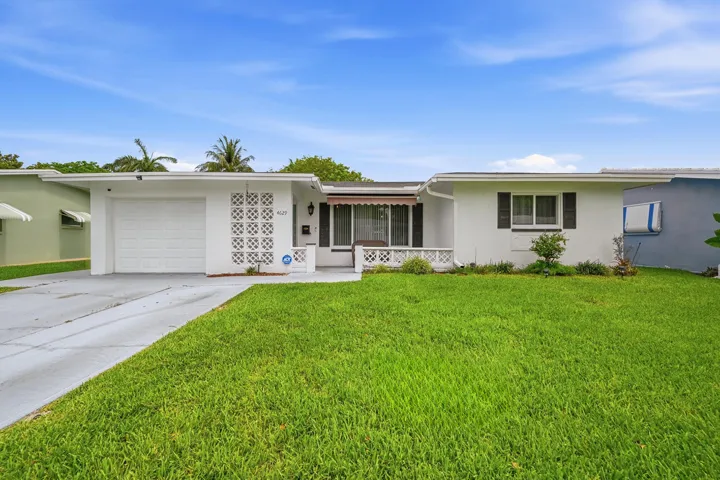 4629 NW 45th Ct