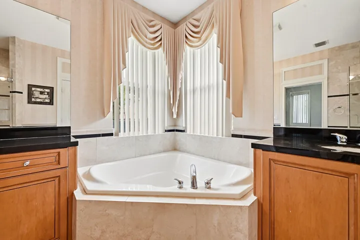Large Garden Tub