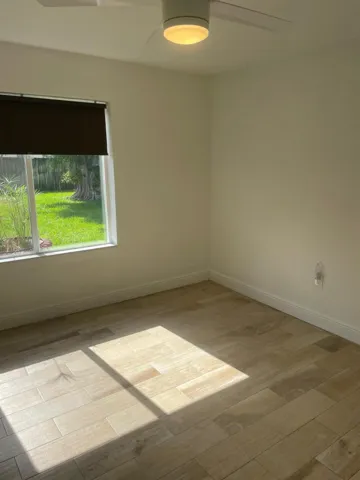 Beautiful clean and bright unit with backyard views