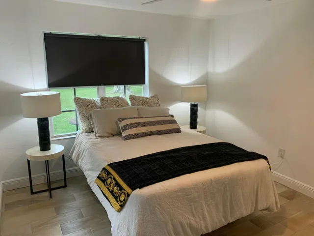 Bedroom staged can accommodate a queen size bed
