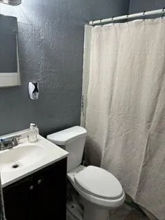 2nd bathroom