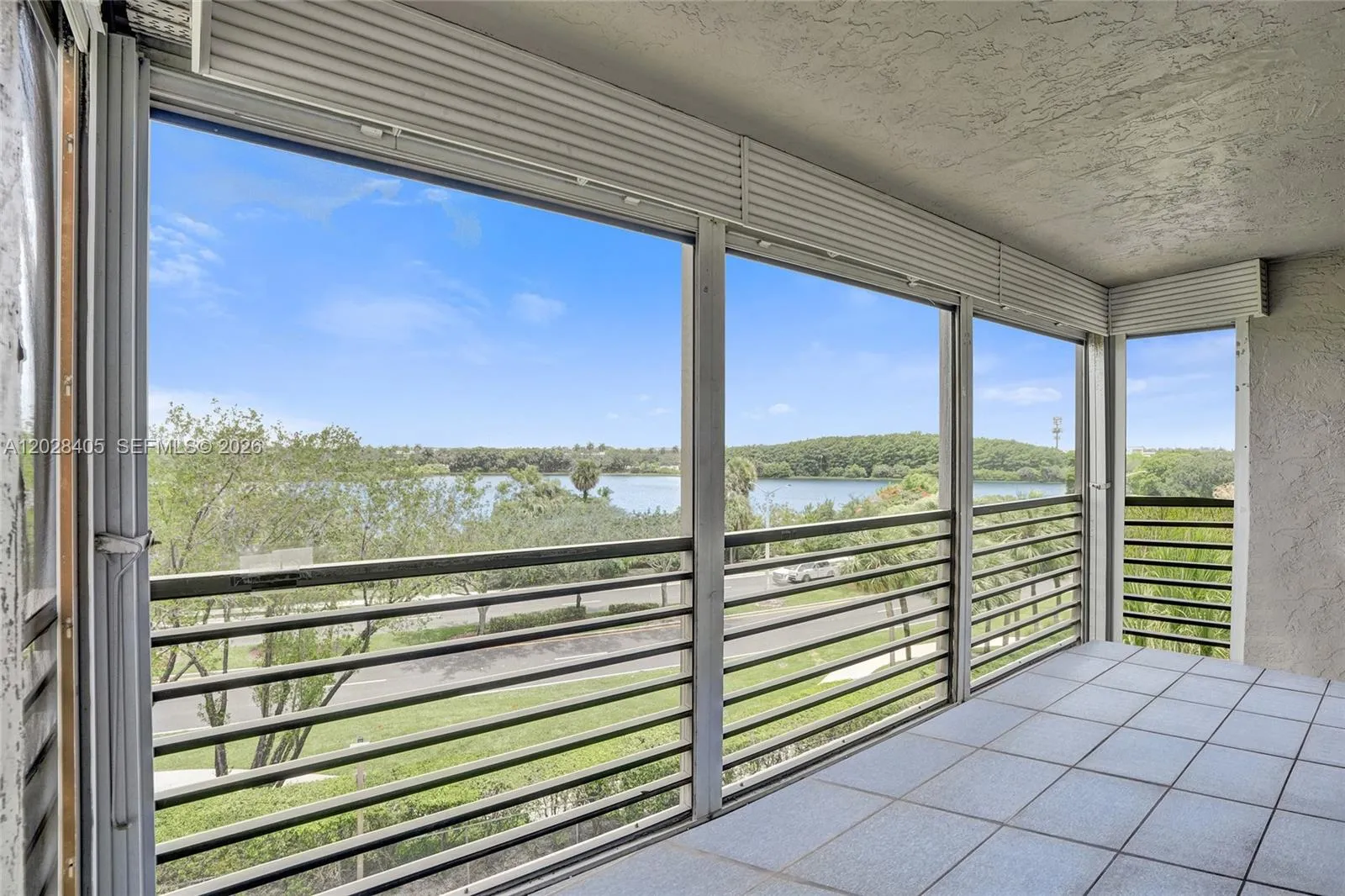 Screened Patio off kitchen