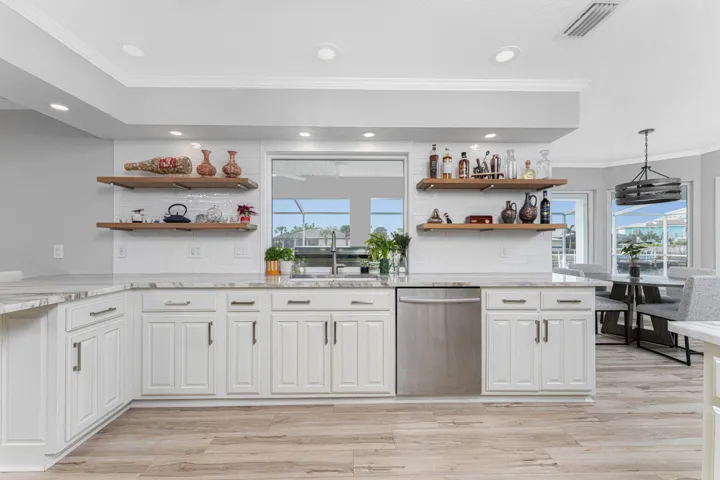 Kitchen 5