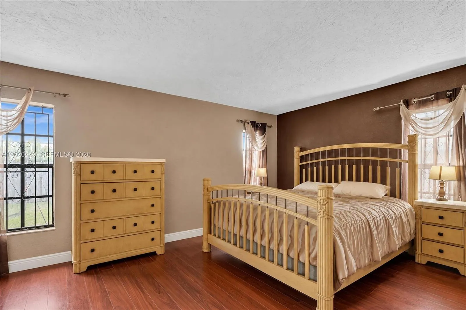 Property photo 28