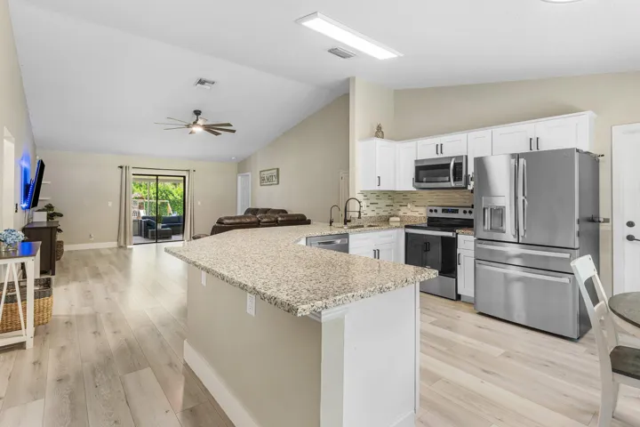 009-1710570thStreetNorth-TheAcreage-FL-3