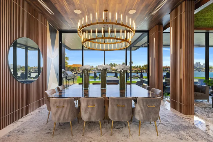 Dining 1