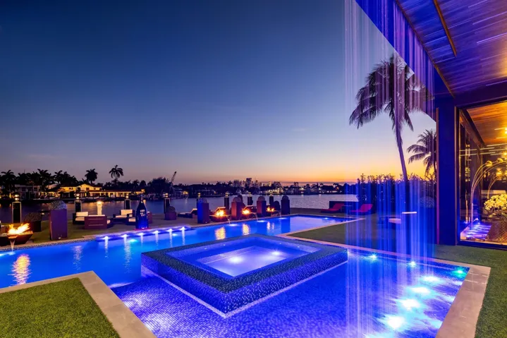 Twilight Exterior 3