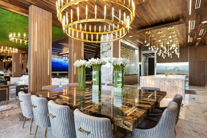 Dining 3