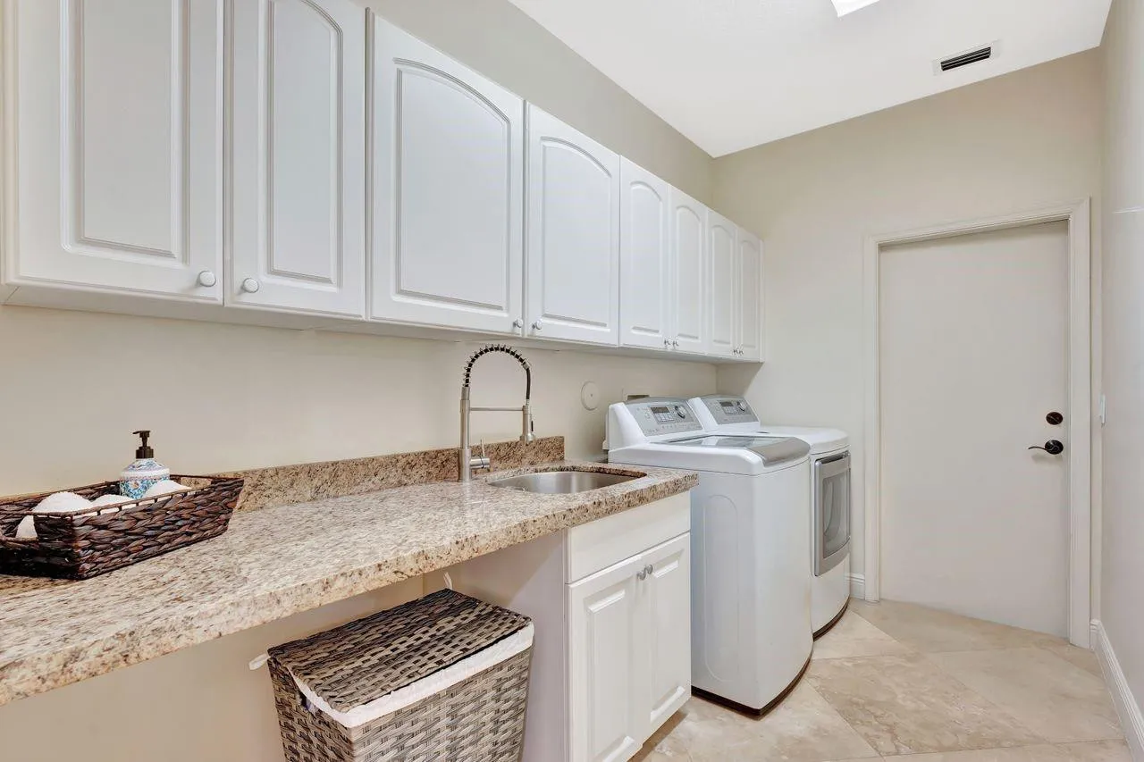 Property photo 65