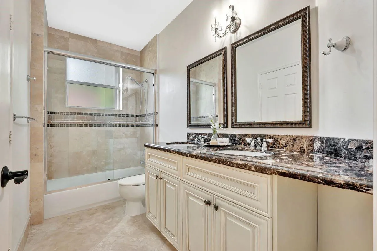 Property photo 61