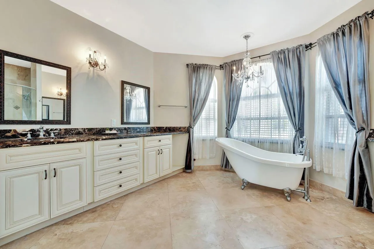 Property photo 42