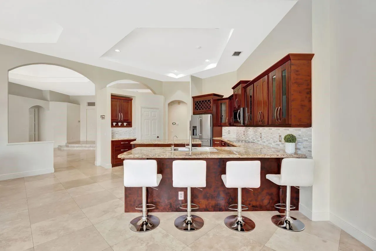 Property photo 31