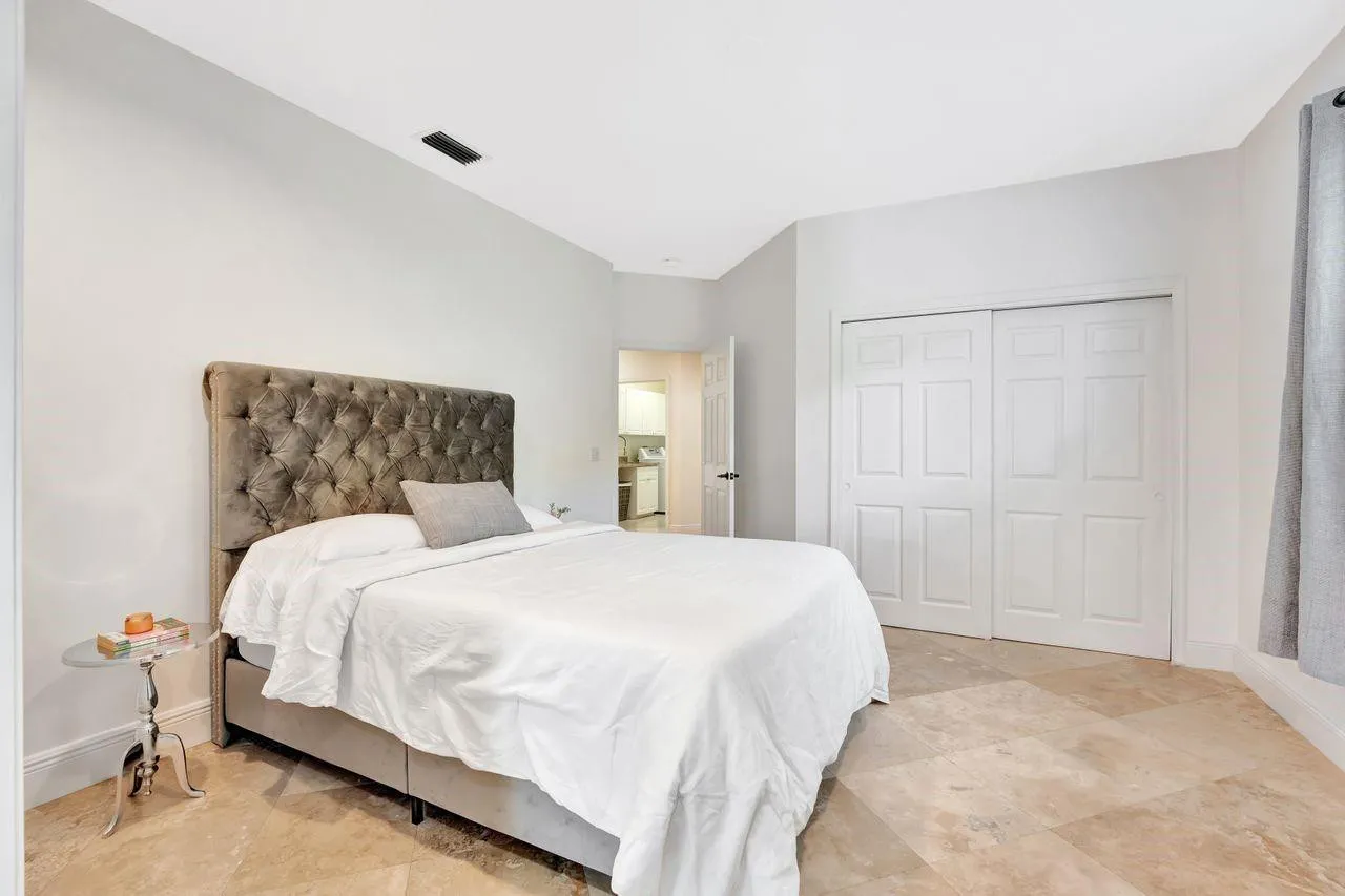 Property photo 60
