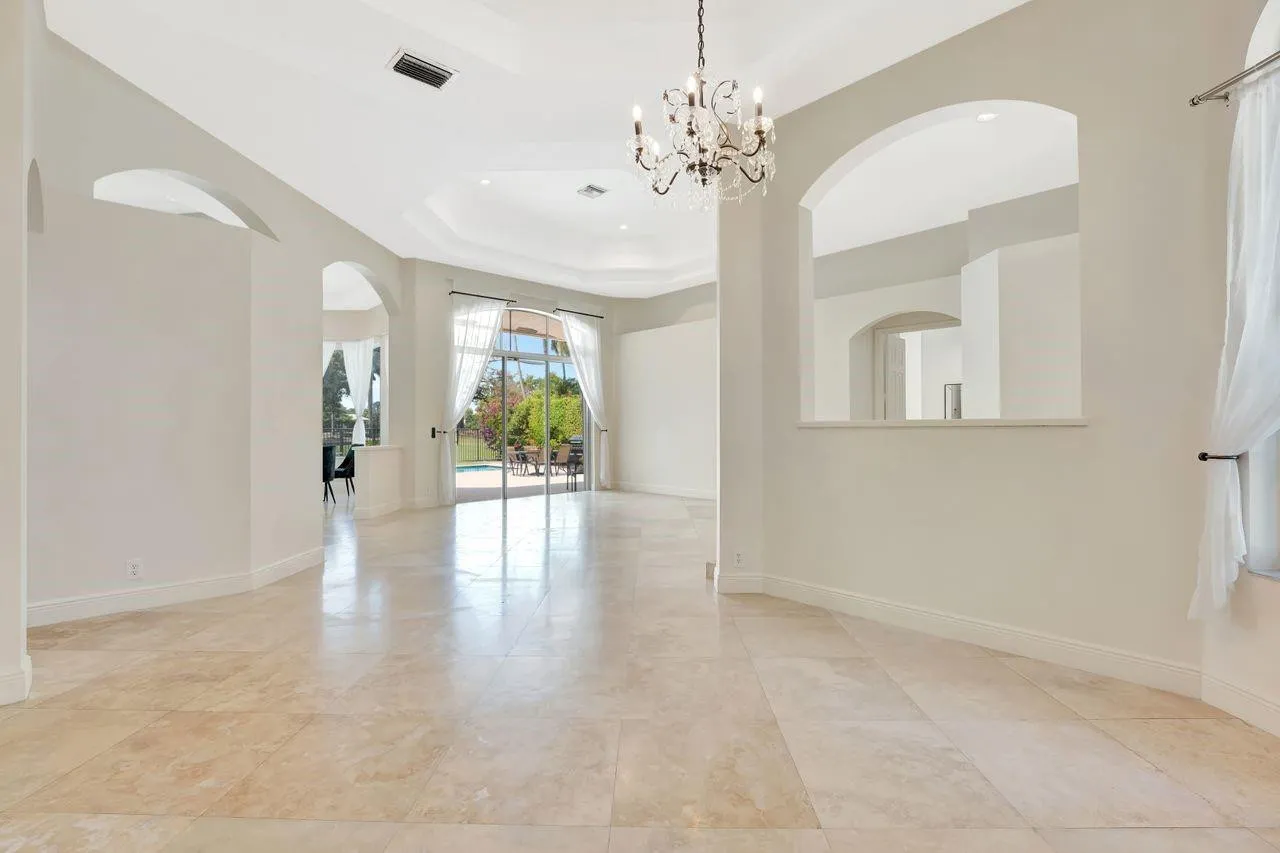 Property photo 77