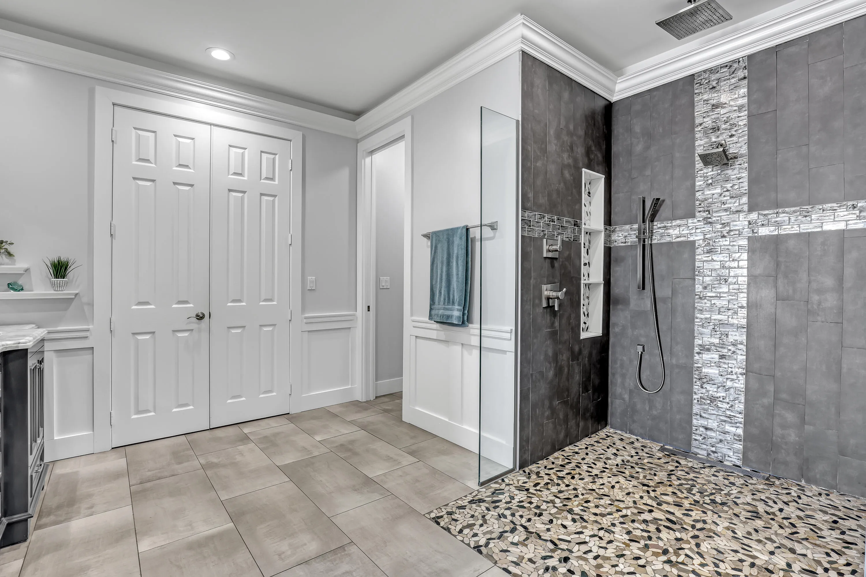 HUGE primary shower