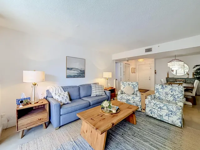 1341 SE 3rd Avenue #210-27
