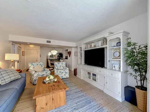 1341 SE 3rd Avenue #210-28