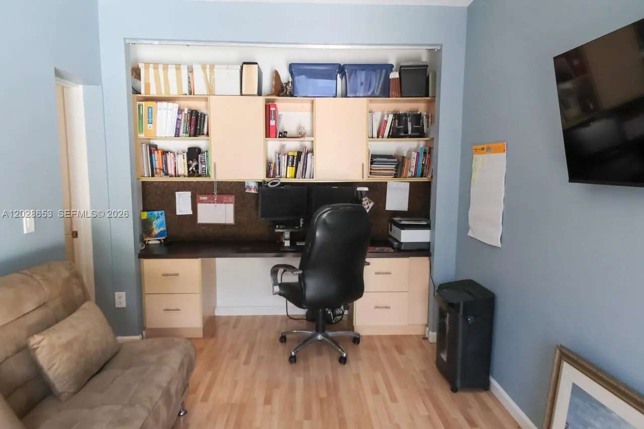 Property photo 33