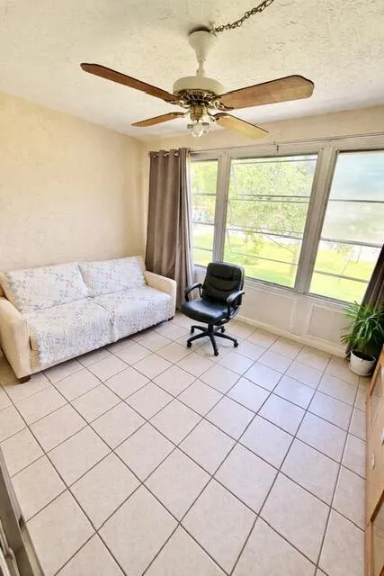 enclosed sunroom