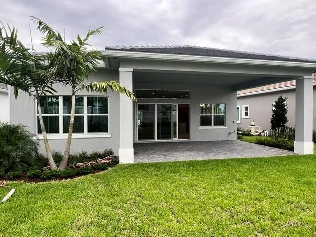 EXPANDED LANAI
