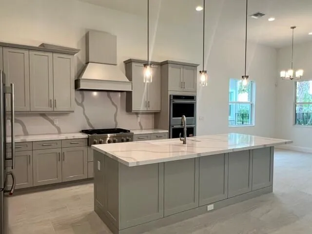 GOURMET KITCHEN
