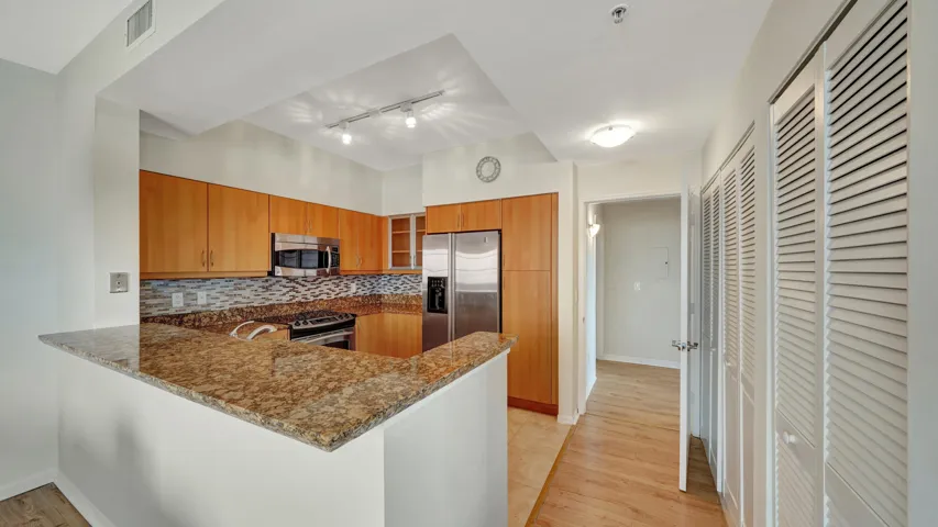 8 Kitchen