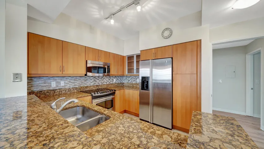 9 Kitchen