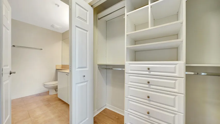 16 Hers and His Closets (2)