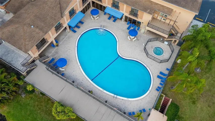 POOL 2