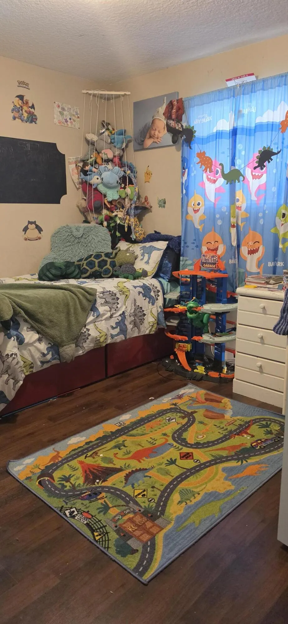 Guest bed