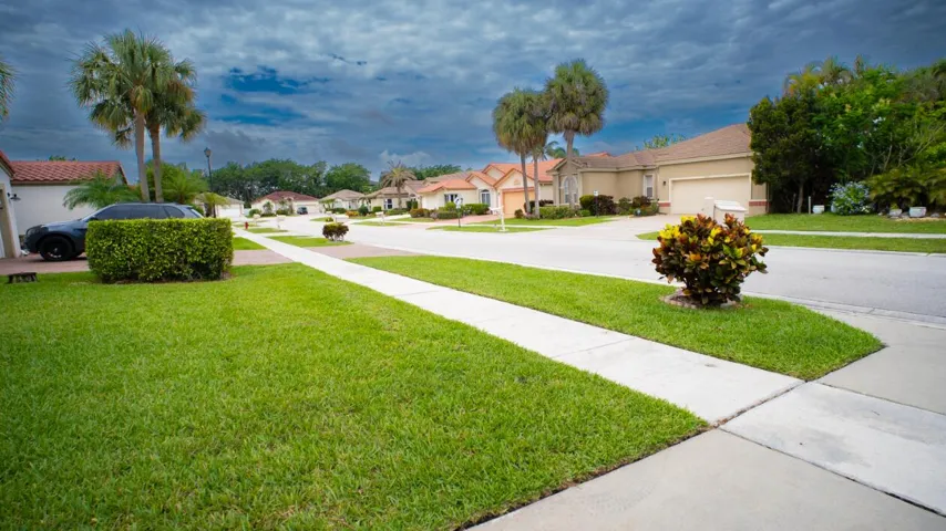 Street view, spacious lots