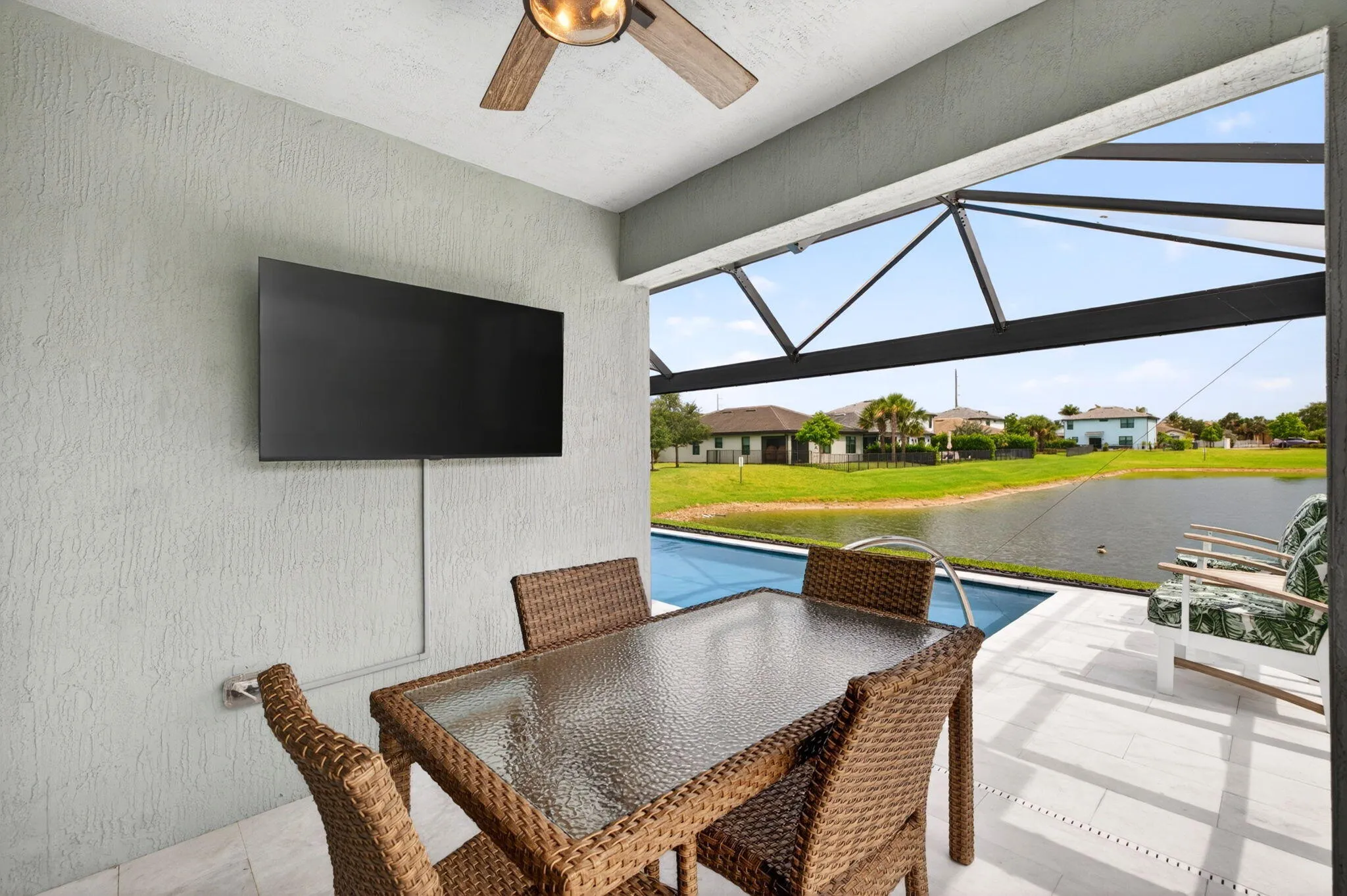 52-web-or-mls-699A4052