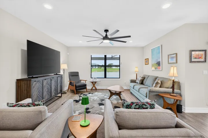 8-web-or-mls-699A3682