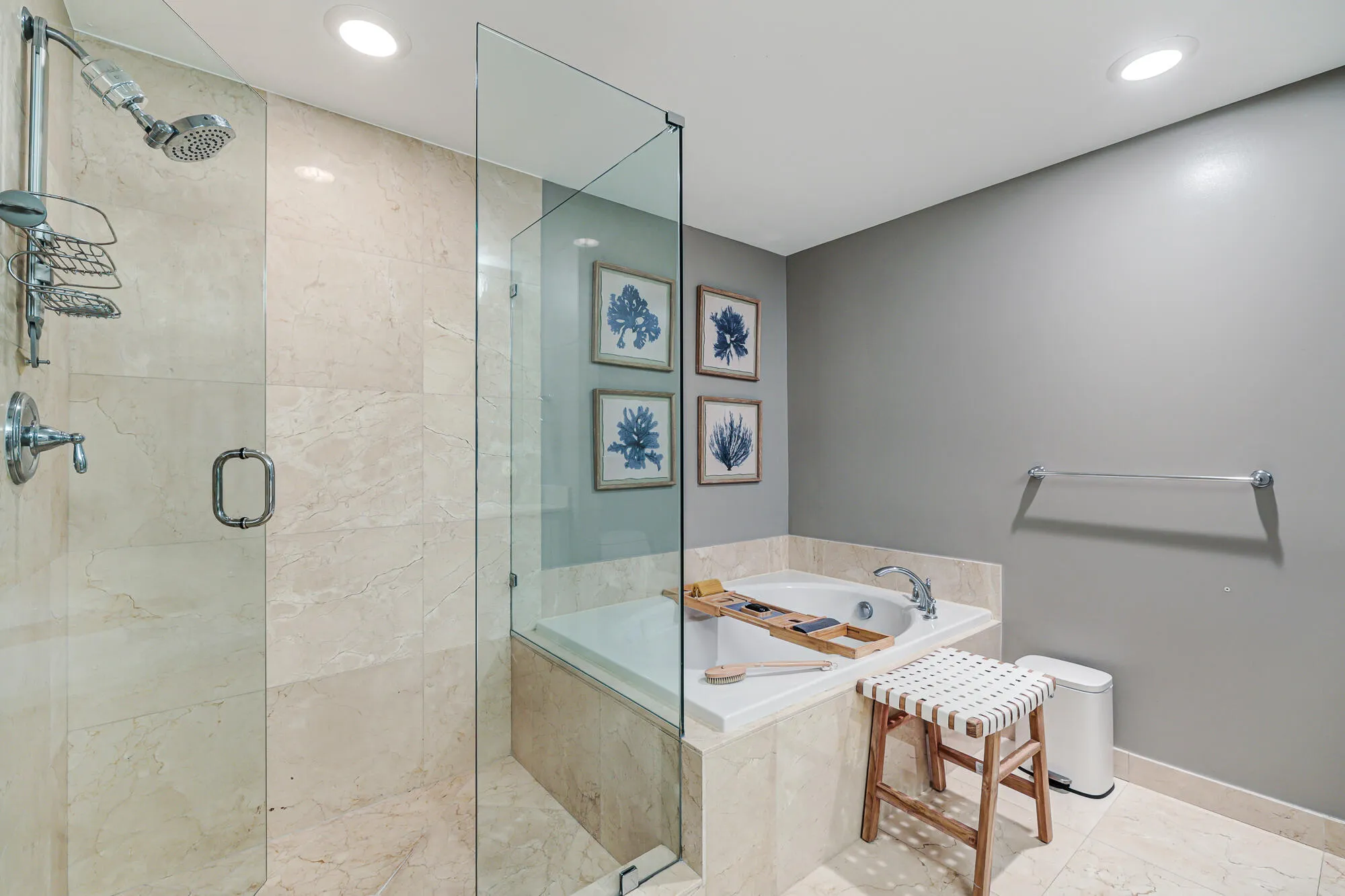 450_N_Federal_Hwy_#715-29