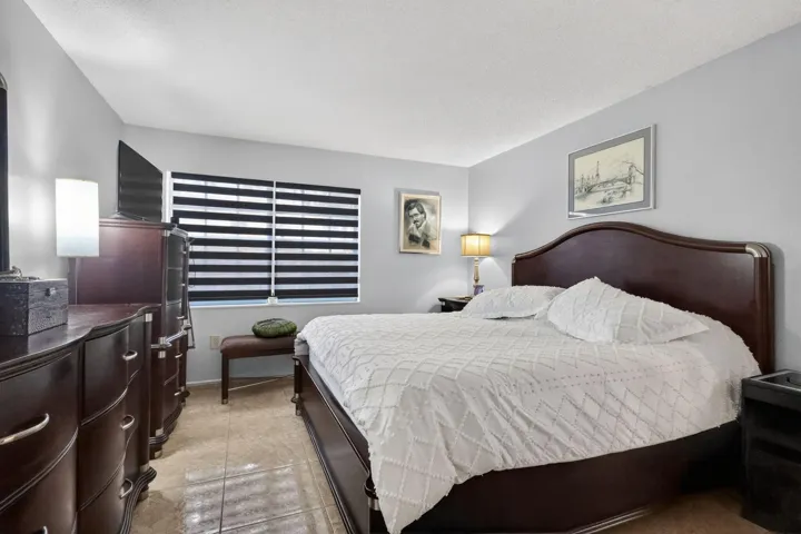 24-web-or-mls-8H3A9050