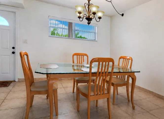 dining1