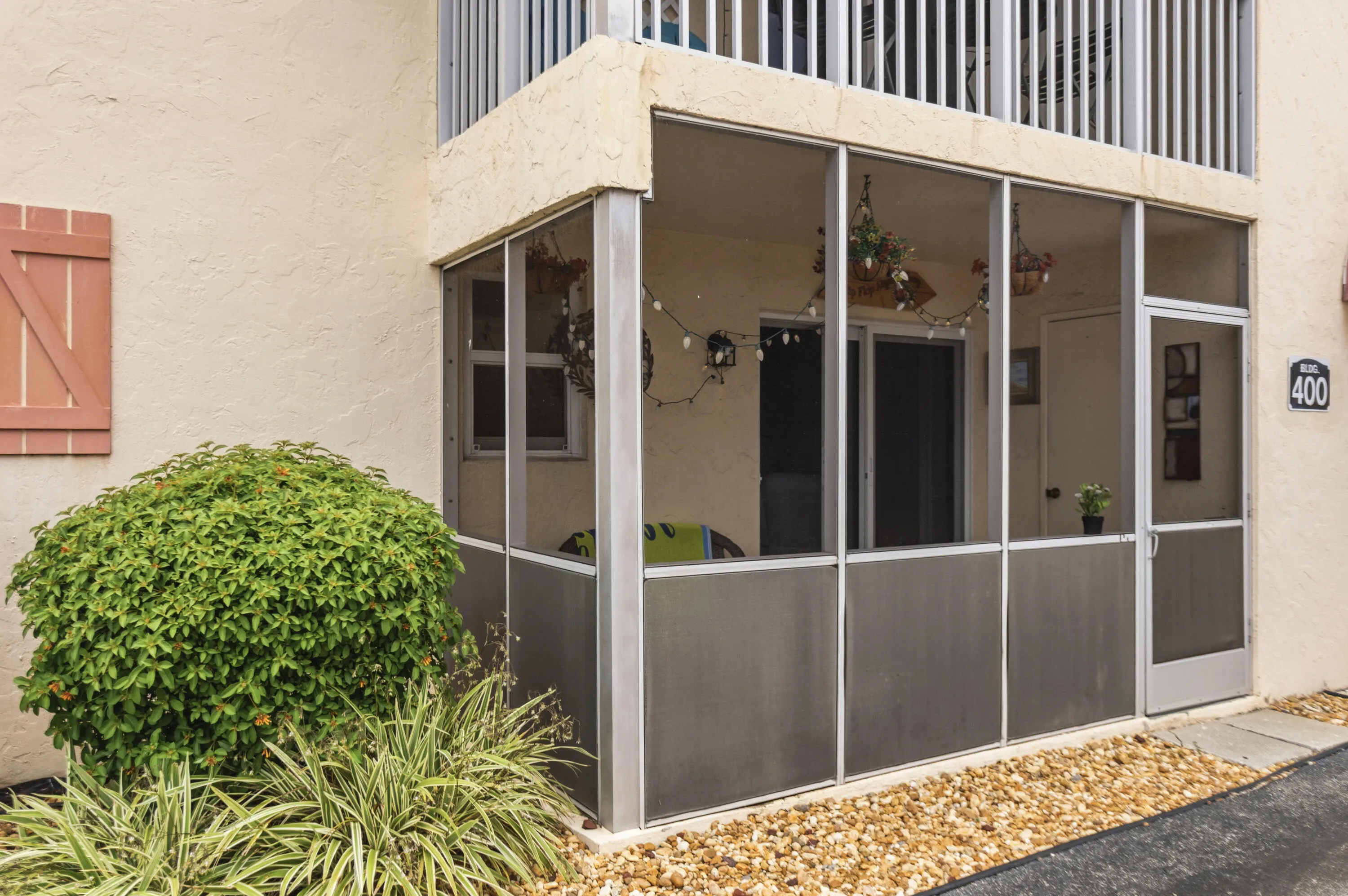 Screened patio