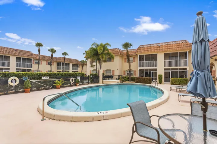 Community pool