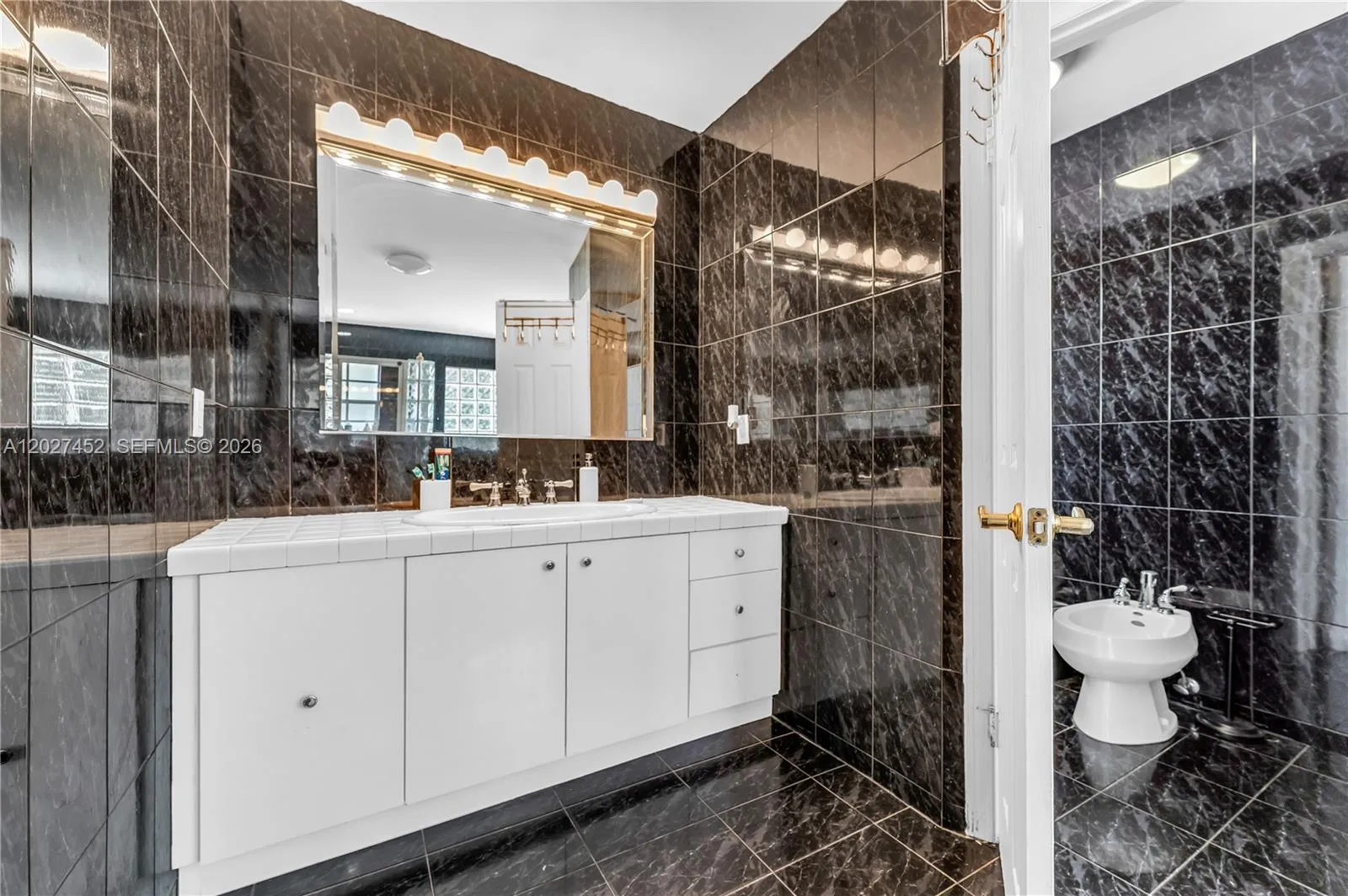 Property photo 61