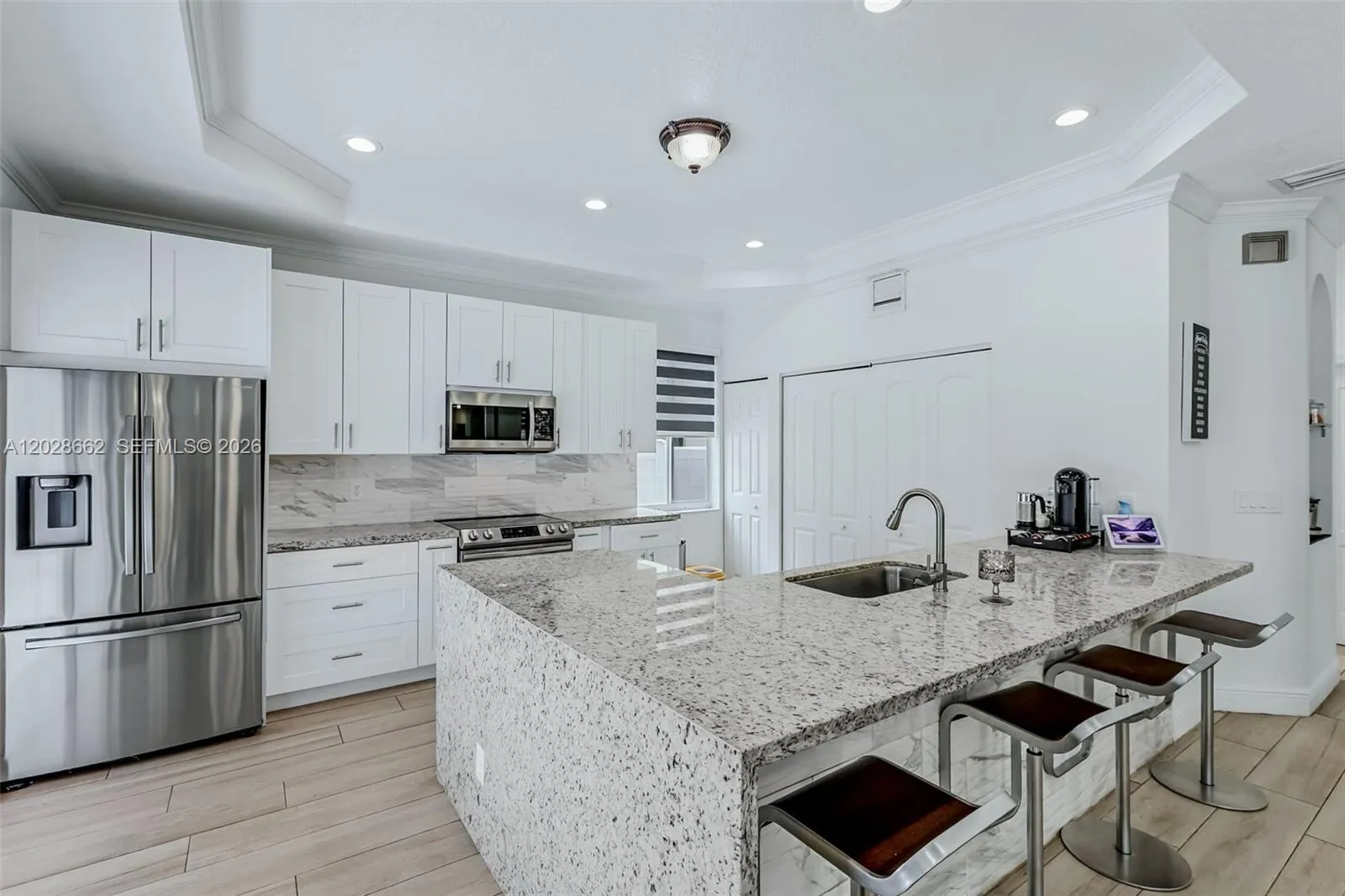 Property photo 100