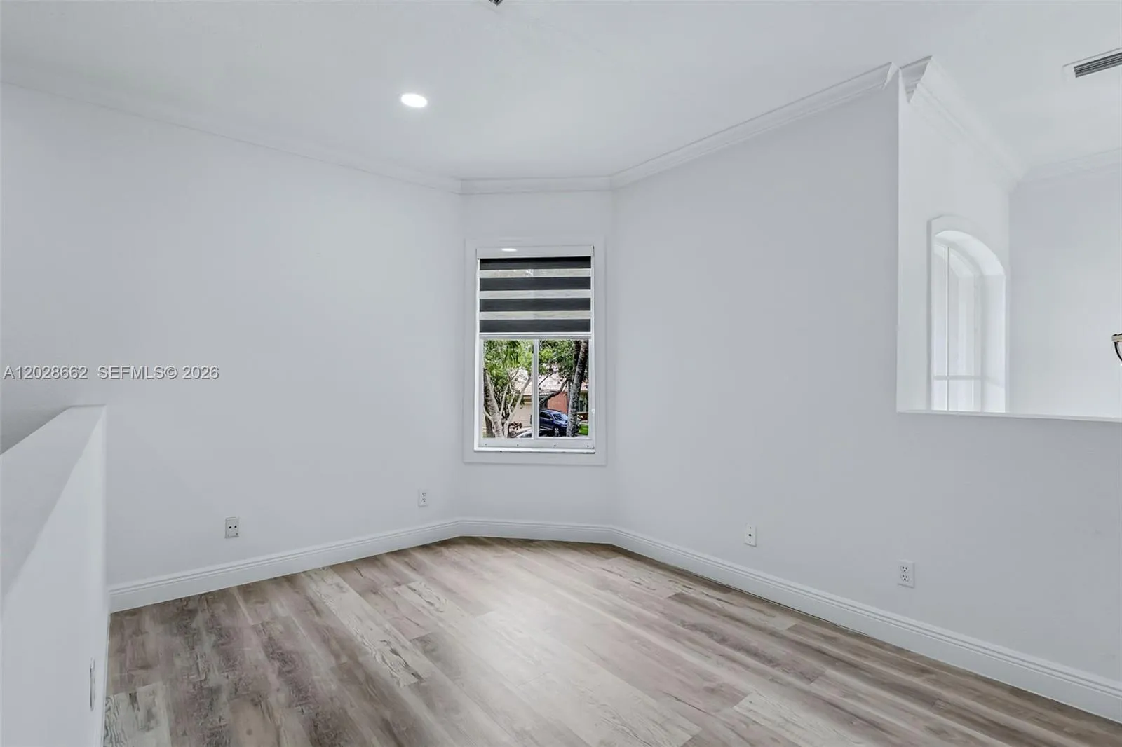 Upstairs flex space