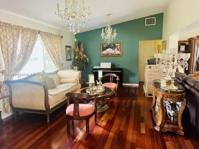 Property photo 38